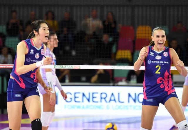 kaiyun-朱婷17分斯坎迪奇负米兰 腕伤隐患仍存磨合需加强