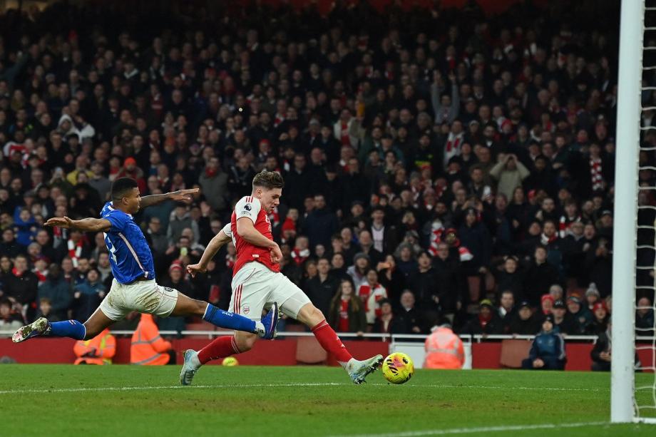 开云体育下载-英超-苏比门迪破门约克雷斯两球 阿森纳三球完胜